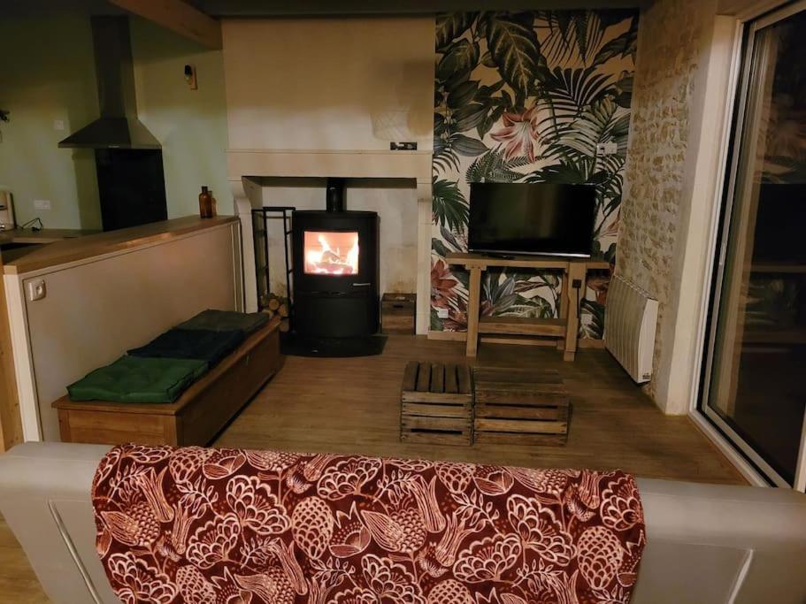 Maison Poitevine 9/10 Personnes Chaunay Exteriör bild