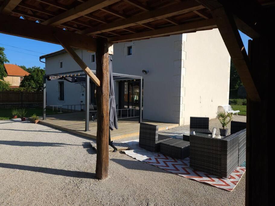 Maison Poitevine 9/10 Personnes Chaunay Exteriör bild