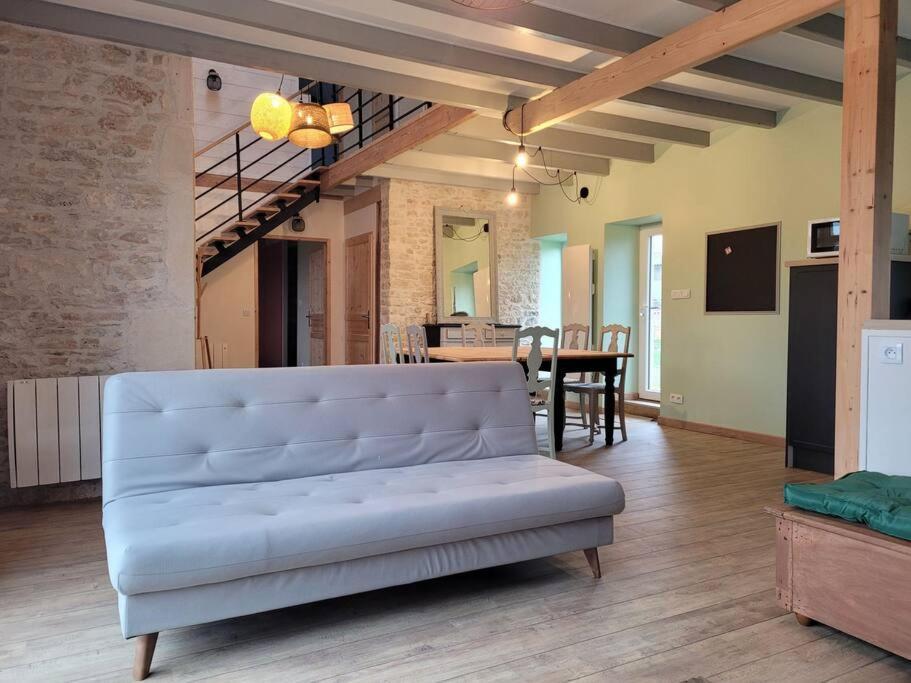 Maison Poitevine 9/10 Personnes Chaunay Exteriör bild